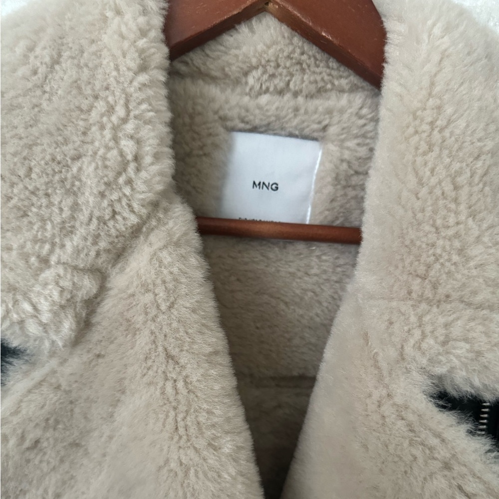 Mango coat size small - Picture 3 of 4